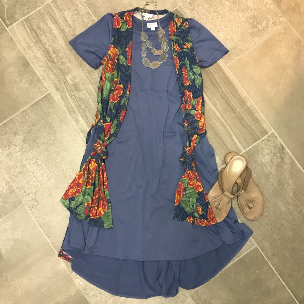 LuLaRoe Blue Carly & Floral Joy Outfit
